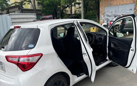 Toyota Vitz, 2019 год, 900 000 рублей, 13 фотография