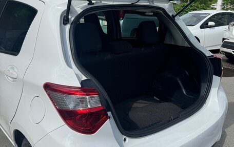 Toyota Vitz, 2019 год, 900 000 рублей, 32 фотография