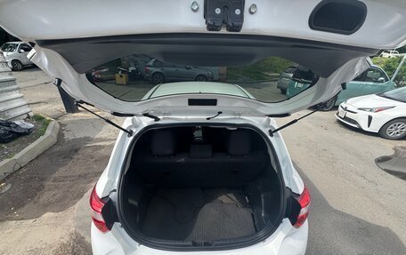 Toyota Vitz, 2019 год, 900 000 рублей, 34 фотография