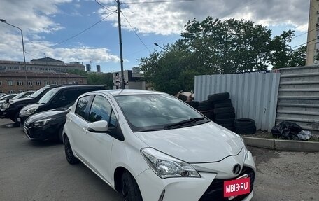 Toyota Vitz, 2019 год, 900 000 рублей, 18 фотография