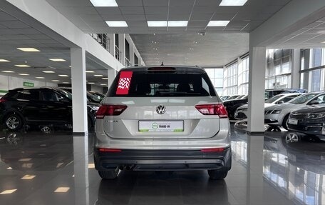 Volkswagen Tiguan II, 2018 год, 2 095 000 рублей, 4 фотография