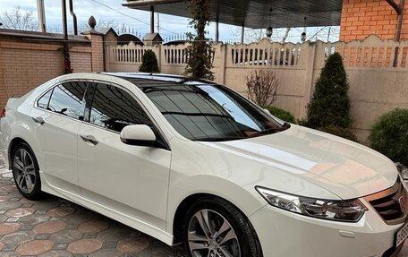 Honda Accord VIII рестайлинг, 2012 год, 1 900 000 рублей, 3 фотография