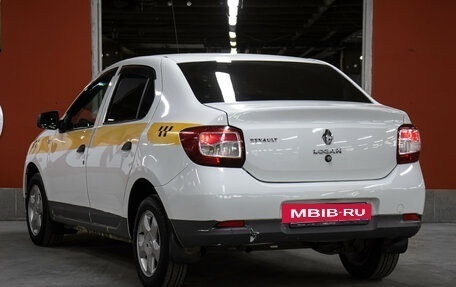 Renault Logan II, 2019 год, 679 000 рублей, 7 фотография