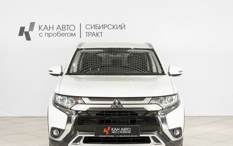 Mitsubishi Outlander III рестайлинг 3, 2019 год, 2 490 700 рублей, 7 фотография
