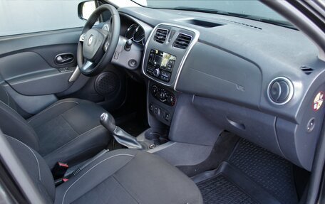 Renault Sandero II рестайлинг, 2015 год, 900 000 рублей, 5 фотография