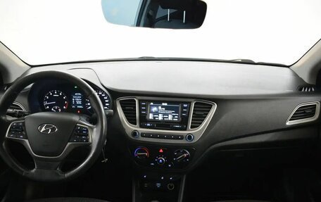 Hyundai Solaris II рестайлинг, 2019 год, 1 139 000 рублей, 5 фотография