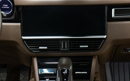 Porsche Cayenne III, 2019 год, 9 348 000 рублей, 15 фотография