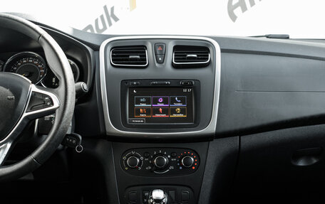 Renault Sandero II рестайлинг, 2019 год, 1 250 000 рублей, 19 фотография