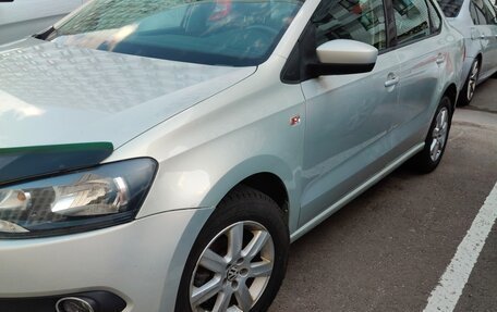 Volkswagen Polo VI (EU Market), 2011 год, 490 000 рублей, 2 фотография