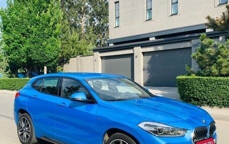 BMW X2, 2018 год, 2 650 000 рублей, 2 фотография
