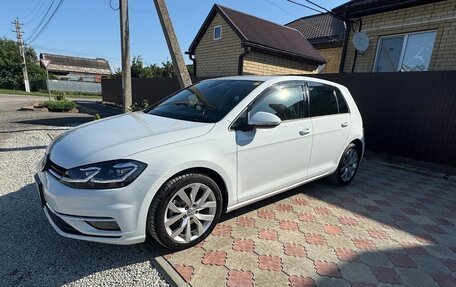 Volkswagen Golf VII, 2018 год, 1 690 000 рублей, 3 фотография