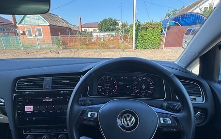 Volkswagen Golf VII, 2018 год, 1 690 000 рублей, 7 фотография