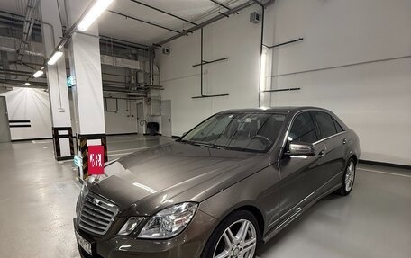 Mercedes-Benz E-Класс, 2009 год, 2 990 000 рублей, 2 фотография