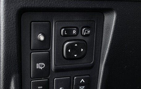 Toyota Land Cruiser Prado 150 рестайлинг 2, 2010 год, 2 965 000 рублей, 29 фотография