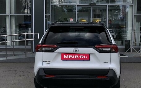 Toyota RAV4, 2020 год, 3 309 000 рублей, 6 фотография