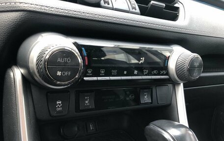 Toyota RAV4, 2020 год, 3 309 000 рублей, 16 фотография