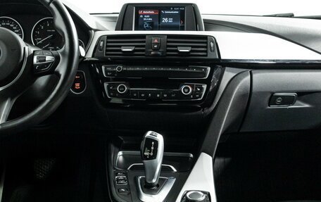 BMW 3 серия, 2018 год, 2 699 700 рублей, 14 фотография