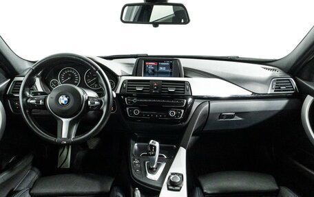 BMW 3 серия, 2018 год, 2 699 700 рублей, 13 фотография