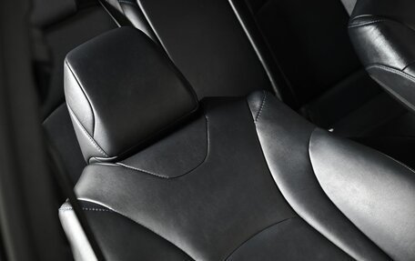 Toyota Prius IV XW50, 2016 год, 1 499 000 рублей, 12 фотография