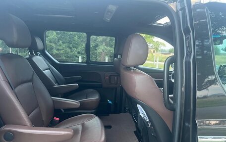 Hyundai Grand Starex Grand Starex I рестайлинг 2, 2018 год, 4 200 000 рублей, 11 фотография