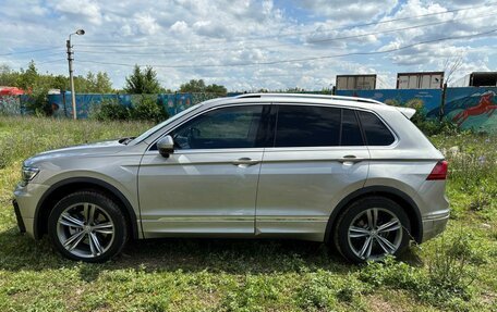 Volkswagen Tiguan II, 2019 год, 3 200 000 рублей, 18 фотография