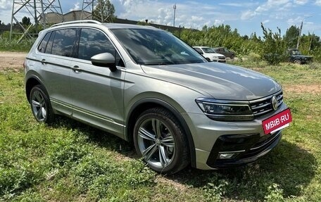 Volkswagen Tiguan II, 2019 год, 3 200 000 рублей, 17 фотография