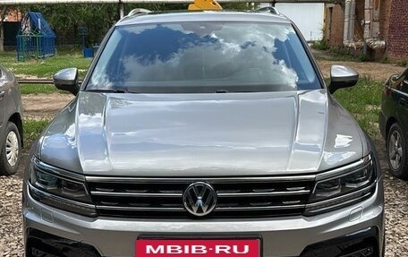 Volkswagen Tiguan II, 2019 год, 3 200 000 рублей, 10 фотография
