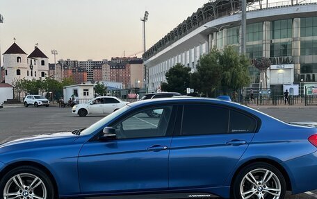 BMW 3 серия, 2017 год, 2 600 000 рублей, 2 фотография