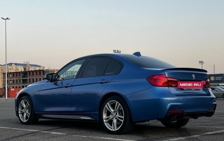 BMW 3 серия, 2017 год, 2 600 000 рублей, 3 фотография