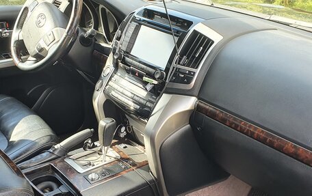 Toyota Land Cruiser 200, 2012 год, 3 200 000 рублей, 6 фотография