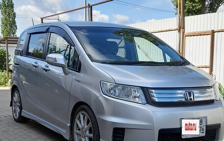 Honda Freed I, 2012 год, 1 250 000 рублей, 7 фотография