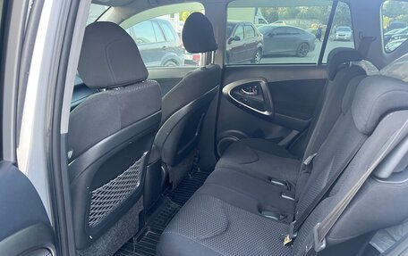 Toyota RAV4, 2008 год, 1 050 000 рублей, 9 фотография