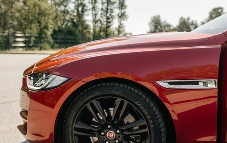Jaguar XE I рестайлинг, 2016 год, 1 750 000 рублей, 3 фотография