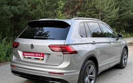 Volkswagen Tiguan II, 2019 год, 3 010 000 рублей, 4 фотография