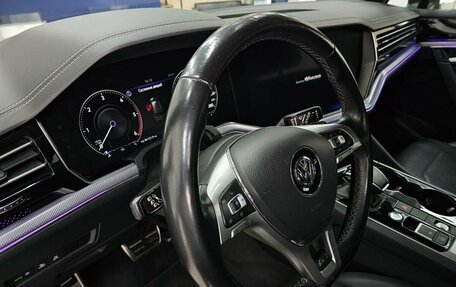 Volkswagen Touareg III, 2018 год, 5 200 000 рублей, 5 фотография