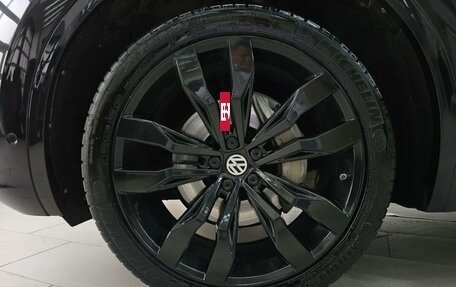 Volkswagen Touareg III, 2018 год, 5 200 000 рублей, 17 фотография