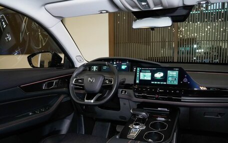 Porsche Taycan I, 2023 год, 11 900 000 рублей, 18 фотография