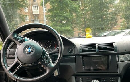 BMW 5 серия, 2001 год, 700 000 рублей, 2 фотография