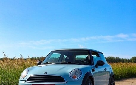 MINI Hatch, 2011 год, 950 000 рублей, 1 фотография