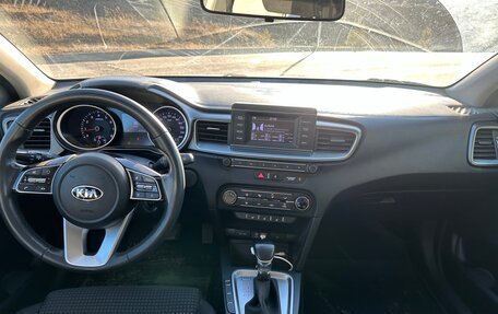 KIA cee'd III, 2019 год, 1 300 000 рублей, 6 фотография