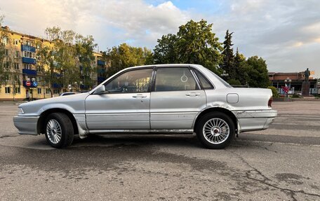 Mitsubishi Galant VIII, 1989 год, 350 000 рублей, 2 фотография