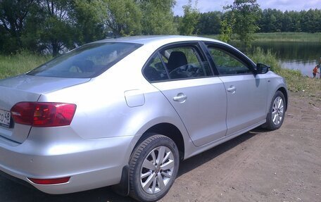 Volkswagen Jetta VI, 2013 год, 1 030 000 рублей, 6 фотография