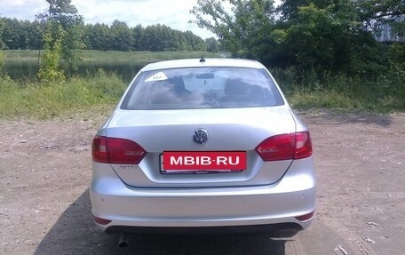 Volkswagen Jetta VI, 2013 год, 1 030 000 рублей, 5 фотография