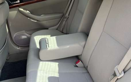 Toyota Avensis III рестайлинг, 2007 год, 900 000 рублей, 11 фотография