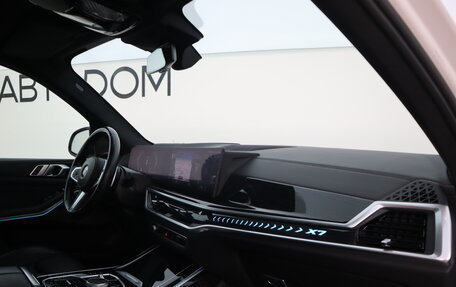 BMW X7, 2022 год, 10 990 000 рублей, 17 фотография