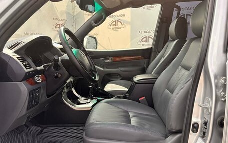 Toyota Land Cruiser Prado 120 рестайлинг, 2007 год, 1 949 000 рублей, 10 фотография