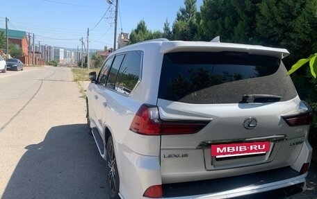 Lexus LX III, 2017 год, 9 000 000 рублей, 3 фотография