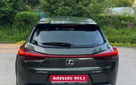 Lexus UX I, 2019 год, 2 750 000 рублей, 6 фотография