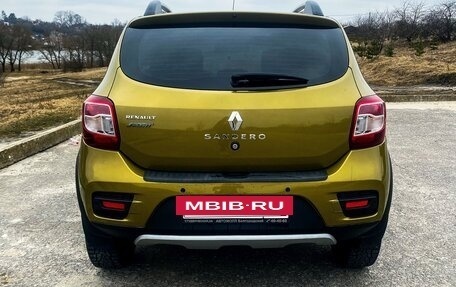 Renault Sandero II рестайлинг, 2015 год, 915 000 рублей, 5 фотография