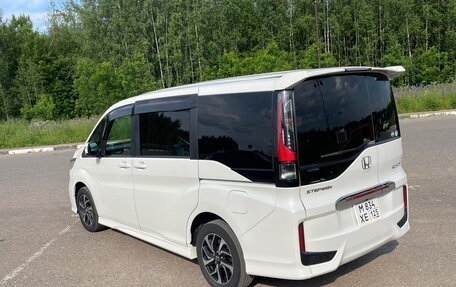 Honda Stepwgn IV, 2020 год, 2 460 000 рублей, 4 фотография